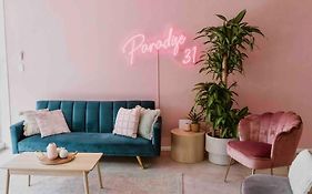 Sleeps 5 Heart Of Surfers Paradise