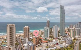Sleeps 5 Heart Of Surfers Paradise
